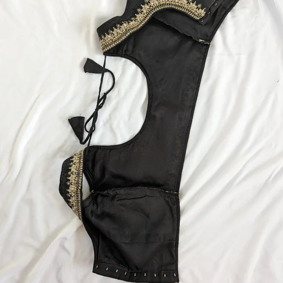 Black readymade blouse for Saree or Lehenga - Picture 5 of 8